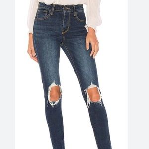 Levi's 721 High Rise Skinny Jeans in Rough Day Dark Wash Denim